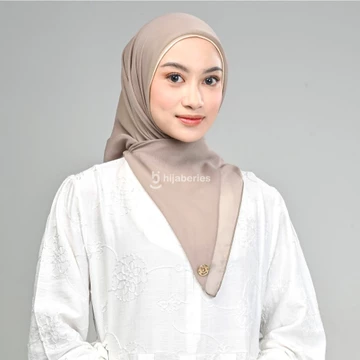 Hijaberies Paris Basic Japan (Hijab Segiempat Paris Neci)