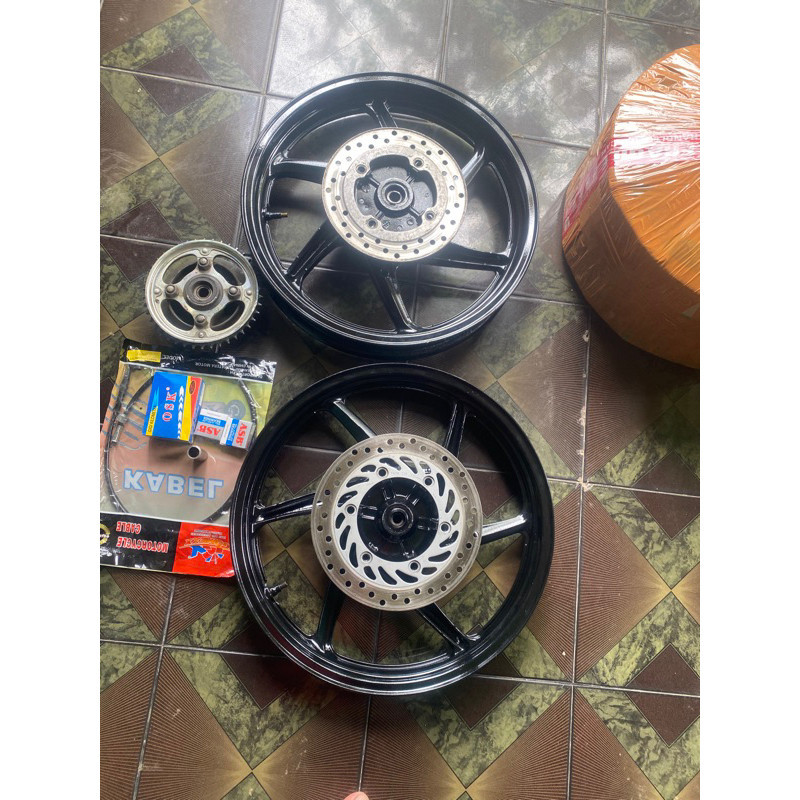 Jual Velg Cb R Old Pnp Ninja Ss Ninja R Ninja Rr Old New Warna Bisa Reques Shopee Indonesia