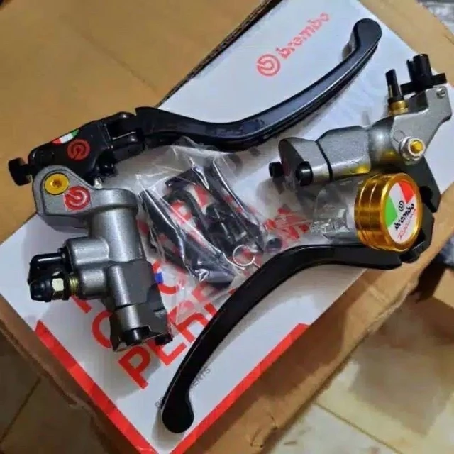 [ FURMOTOR ] MASTER REM SET HANDLE KIRI KANAN 1 TABUNG ASSY MOTOR MASTER REM BEBEK SPORT MATIC METIC METIK MATIK IZUMI ISUMI ITALY DUDUK SPION UNIVERSAL BREMBO KIRI KANAN 1 SET VARIO MIO BEAT VIXION NMAX LEXI AEROX SMASH SUPRA X 125 REVO ABS SCOOPY CBR