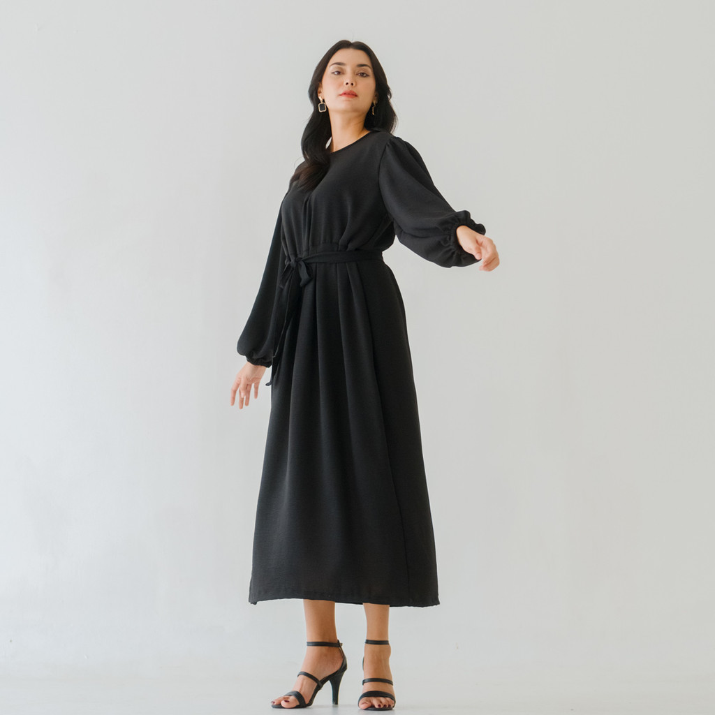 Jual Joyce Maxi Dress Black - Dress Crinkle Airflow Nyaman Hitam | Shopee  Indonesia