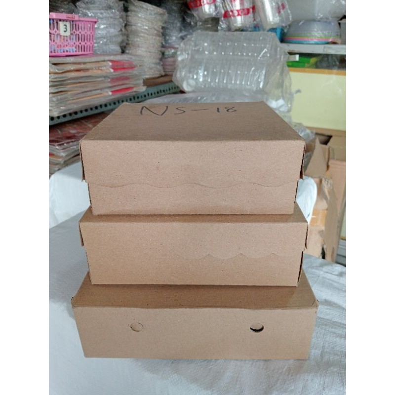 Jual [100 lembar] dos kotak coklat 18 20 22 / Dus Kotak Nasi Catering ...