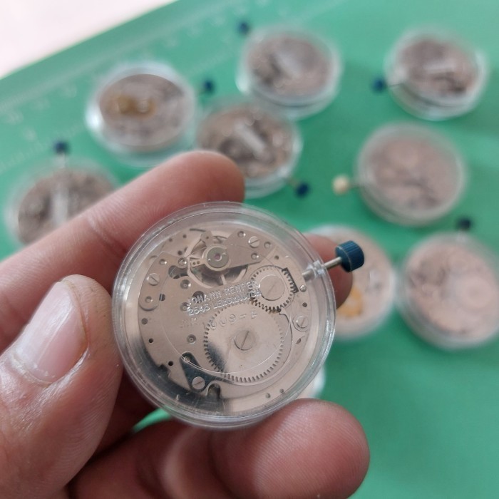 Jam manual winding store