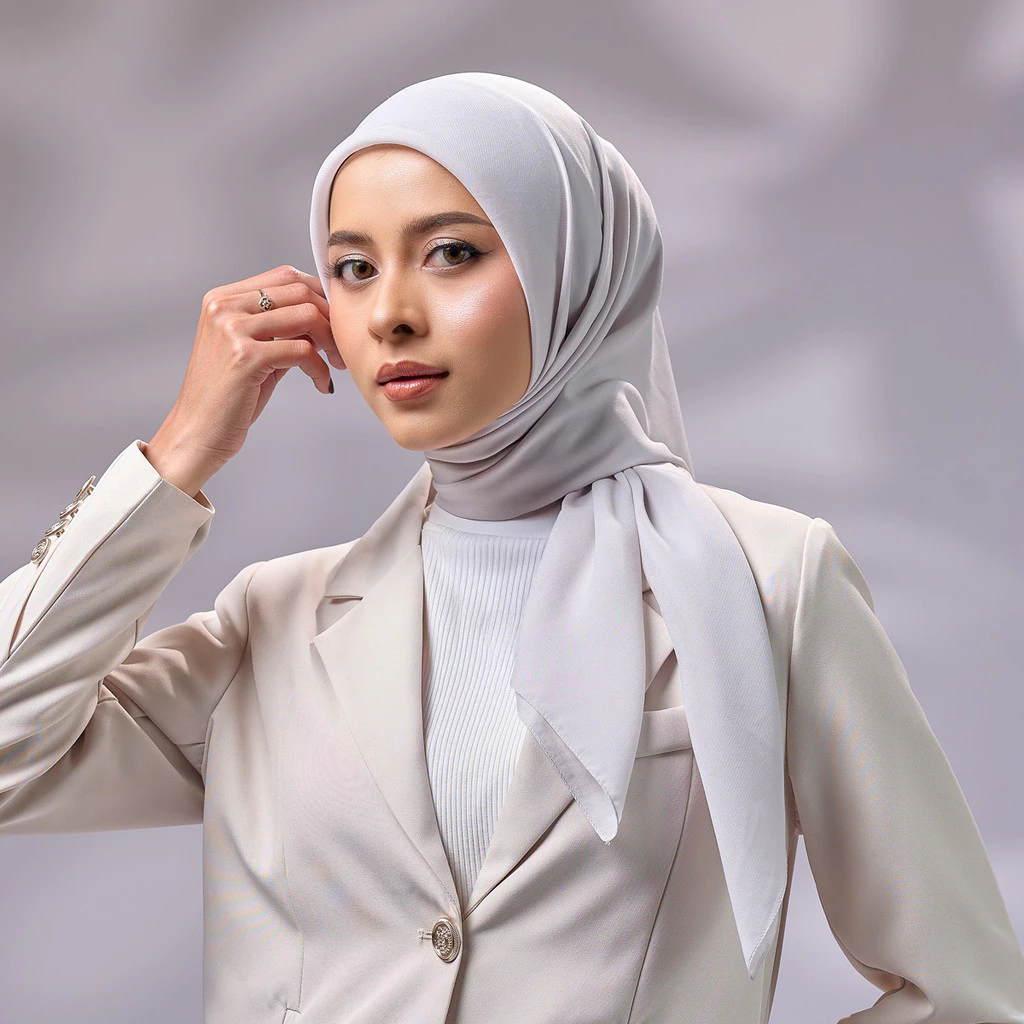 Sana Hijab Detail