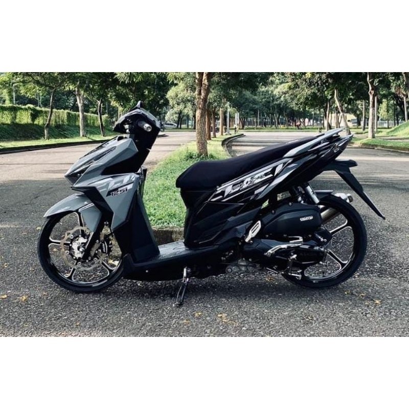 Jual STICKER STRIPING TRANSPARAN VARIO LED OLD 125 150 MOTIF CLICK ...