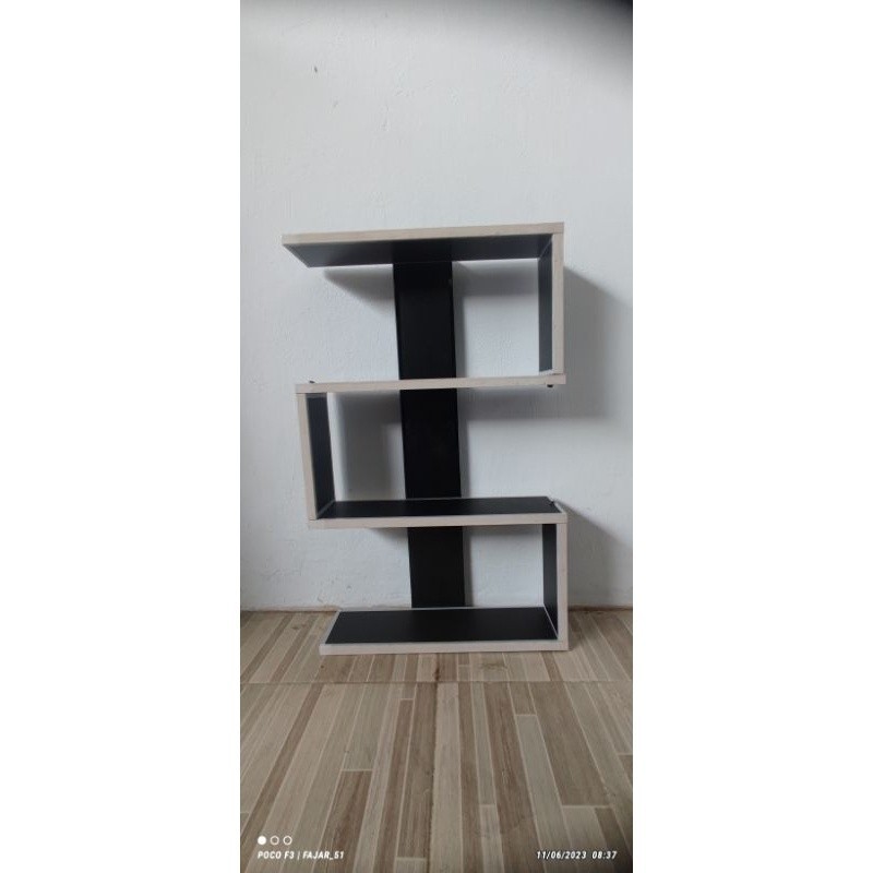 Jual Rak penyimpanan / rak dinding minimalis / Rak dinding list putih ...
