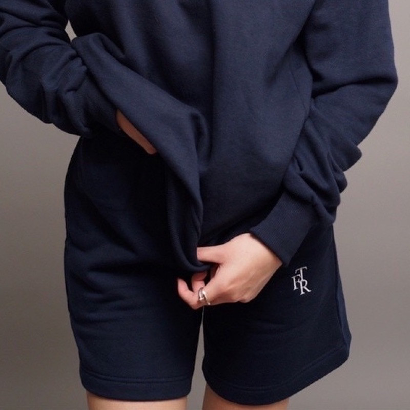 Jual First Time Round - Classic Sweatshorts - Oxford | Shopee Indonesia