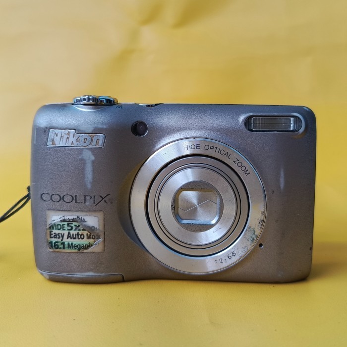 Nikon COOLPIX L26 シルバー Amazon.com : Nikon COOLPIX L26 16.1 MP Digital Camera with