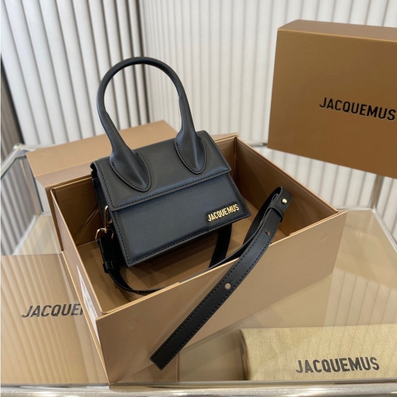 Jual [With Box] JACQUEMUS Classic Handbag Ladies Fashion Casual One