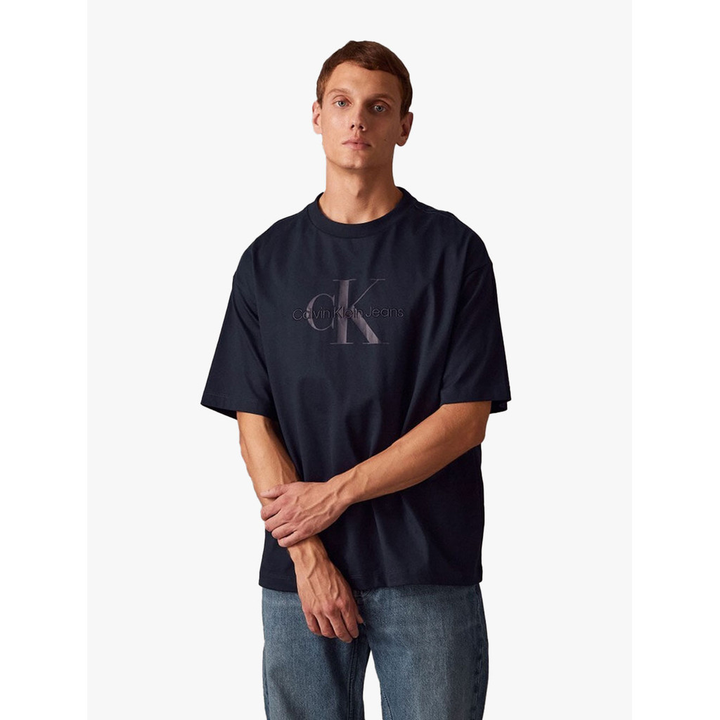 Jual Calvin Klein - Monogram Logo T-shirt | Shopee Indonesia