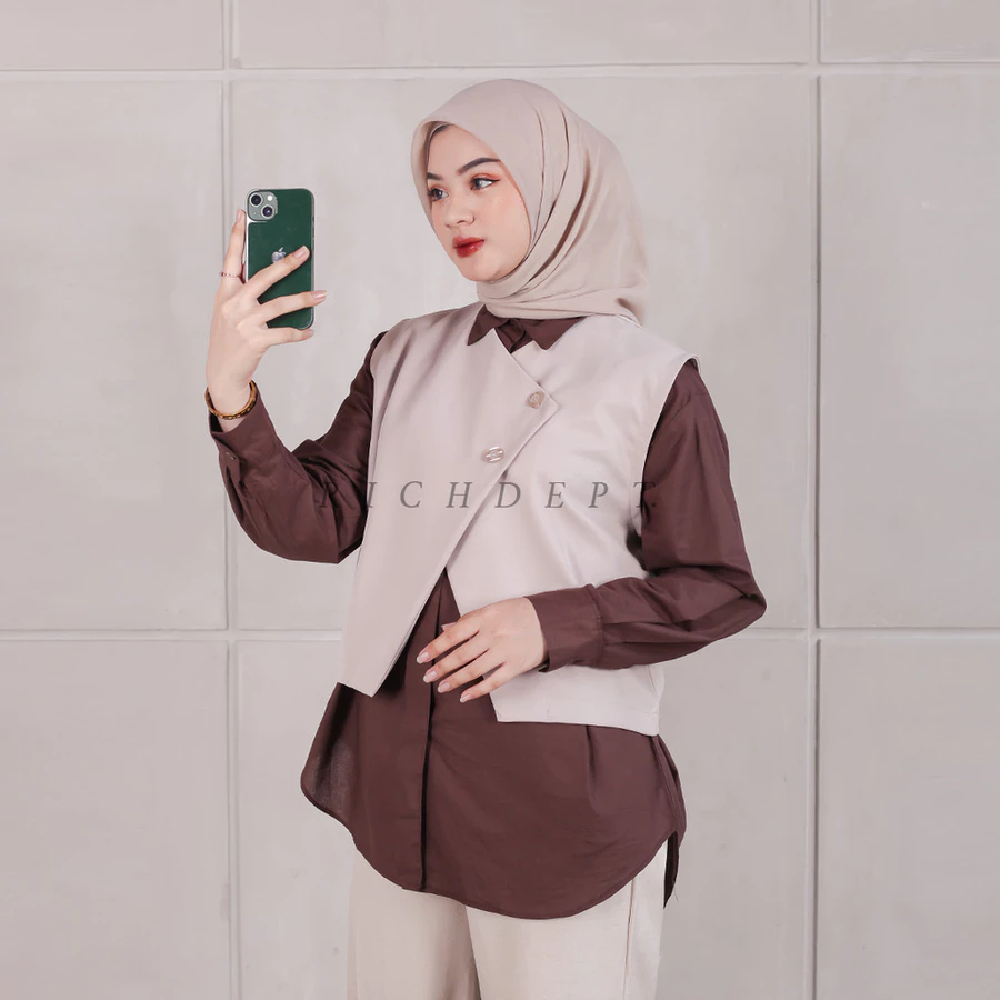 Allava Vest