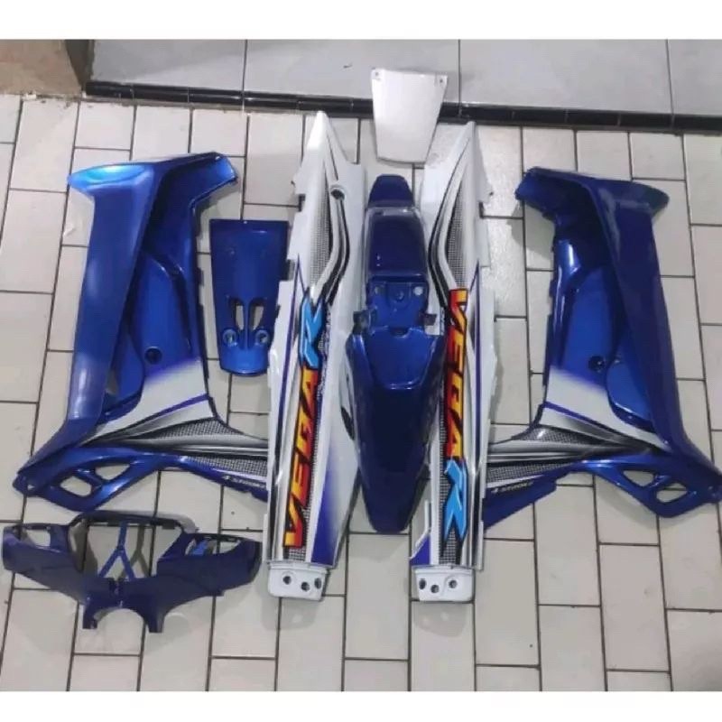 Jual COVER BODY FULL HALUS VEGA R LAMA WARNA BIRU, MERAH, HITAM, SILVER ...