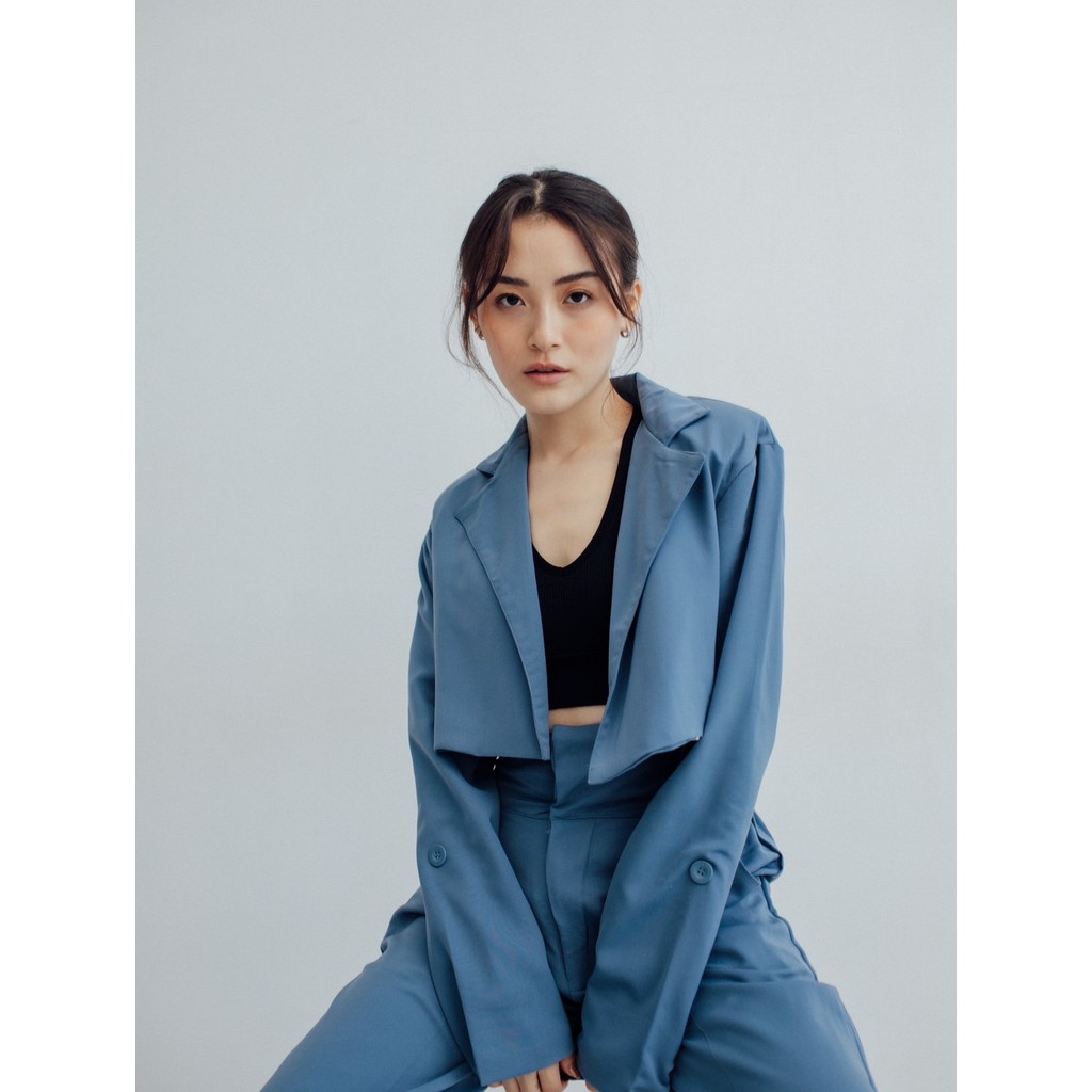 KOHJI Bundle Set Ehime Cropped Blazer and Ehira High Waist Pants