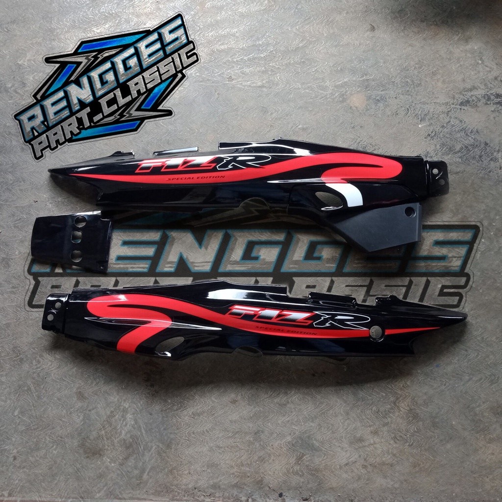 Jual Body set box aki fiz r warna hitam set striping merah caltex ...