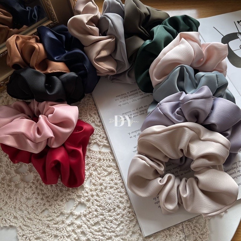 Jual Fuku Studio SATIN Korean Big Scrunchy / Ikat Rambut Korea Besar ...