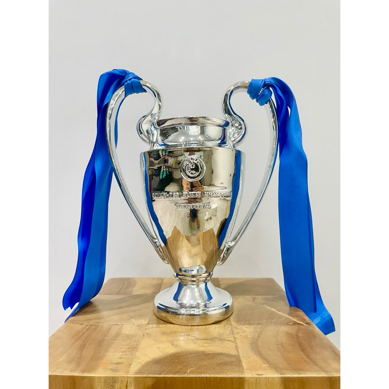 Jual Piala Trofi UCL Liga Champions Eropa Trofi Piala Replika UCL 30cm ...