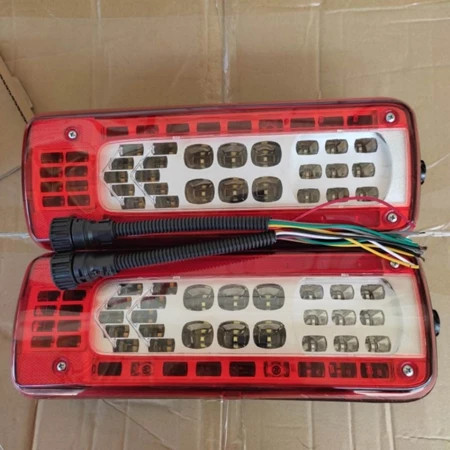 Jual Stop Lamp Volvo Pendek Ukuran 35X13CM 24Volt Lampu Belakang Truk ...