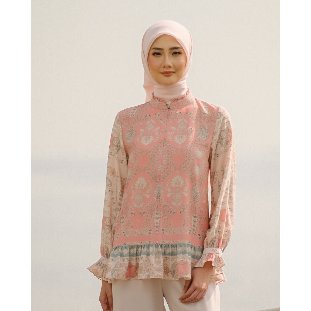 Jual Muda Official Rafaila Blouse - Blush | Shopee Indonesia