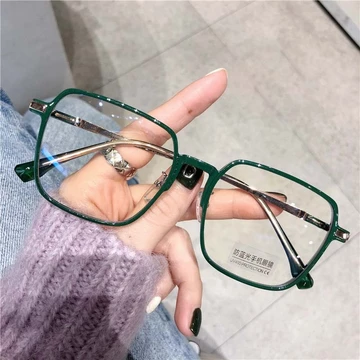 FOMAMATA Kacamata Minus Photocromic Wanita Pria Bluecromic Fashion Anti Radiasi Blueray Square