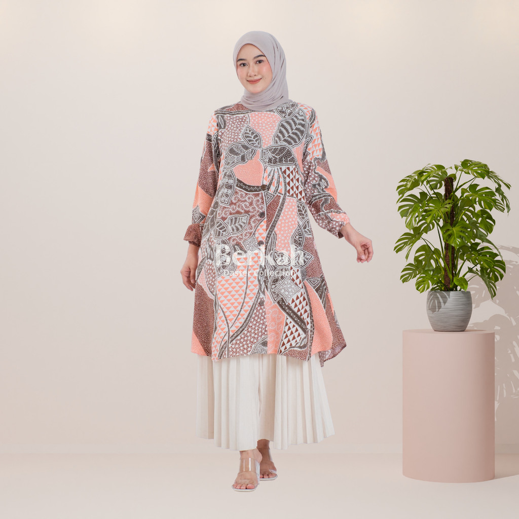Atasan Batik Tunik Modern Rayon Surya Teja 4