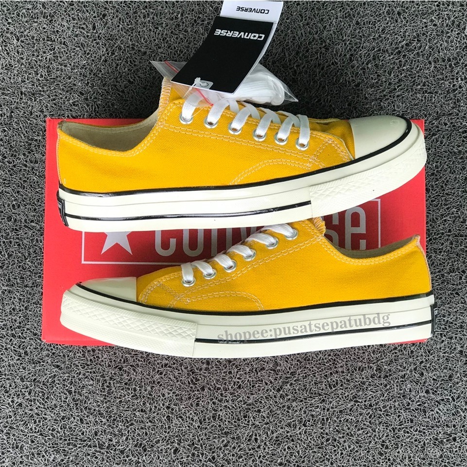 Jual Sepatu Converse 70s Low All Star Pendek Kuning Sunflower | Shopee ...