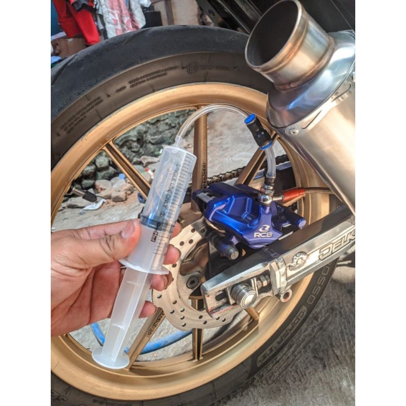 Jual Alat Bleading minyak Rem Motor / Mobil Universal | Shopee Indonesia