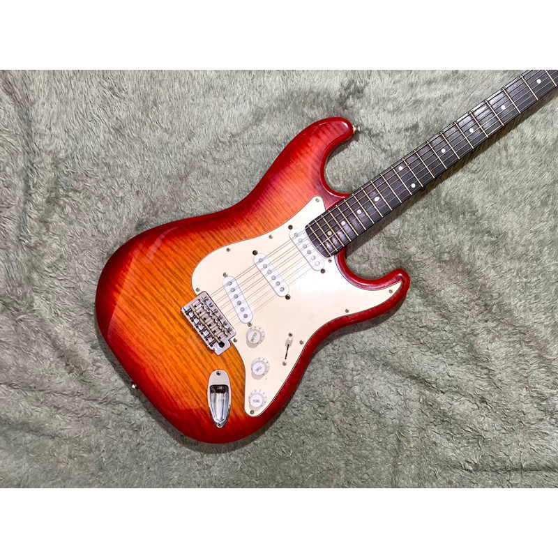 Jual Gitar Squier By Fender Stratocaster Flame Maple Top Upgrade ...