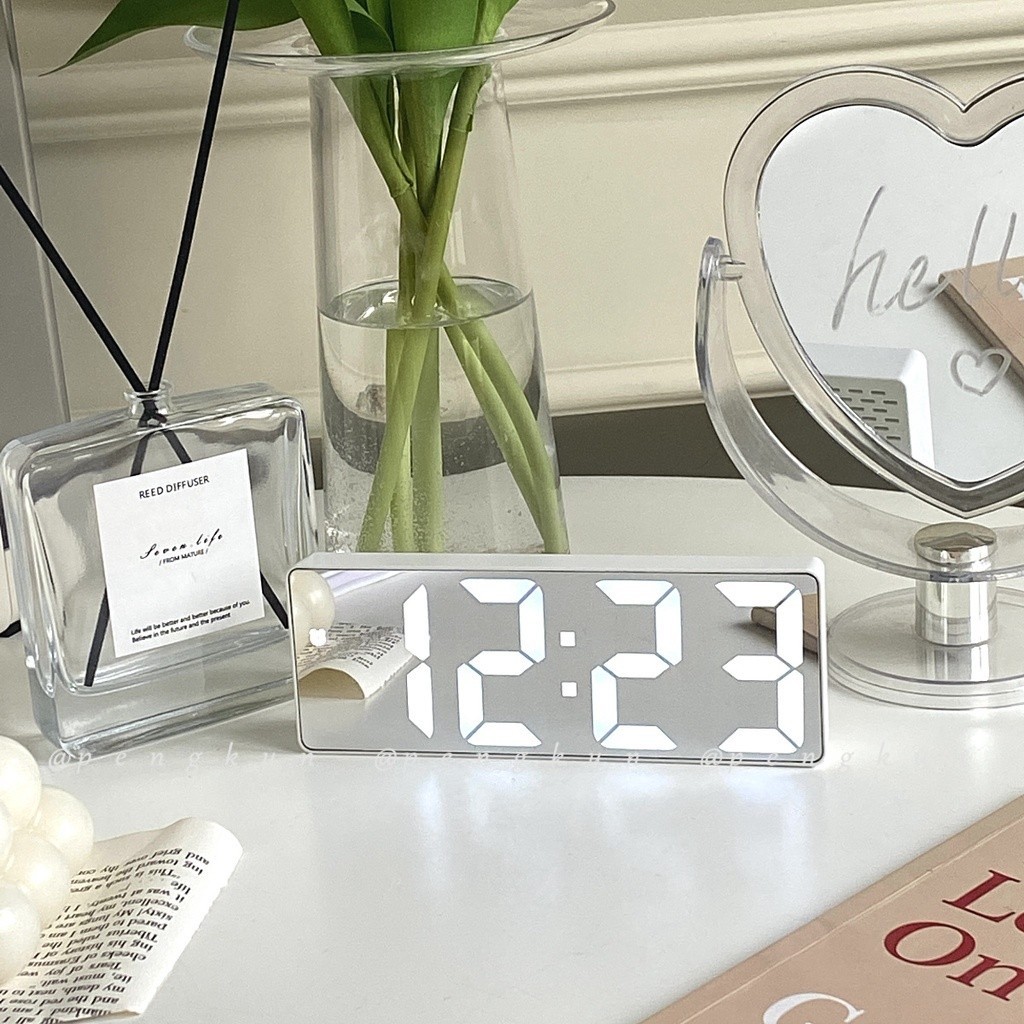 Jual Jam alarm digital Dengan Lampu LED Warna Hitam Dan Putih Jam Timer ...