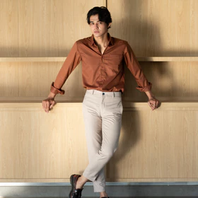 The Essentials Shirt Kemeja Kantor Polos Pria Slim Fit Lengan Panjang All Variant