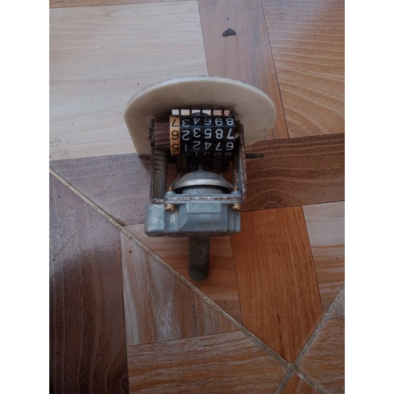 Jual mesin kilometer speedometer original Suzuki RGR 150 crystal ...