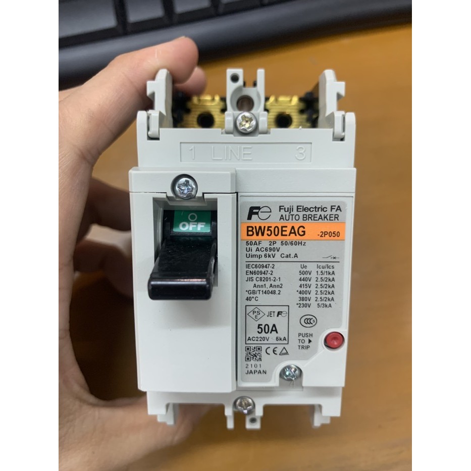 Jual JS88 MCCB NFB Breaker FUJI 2Pole 50 Ampere 40 Ampere BW50EAG ...