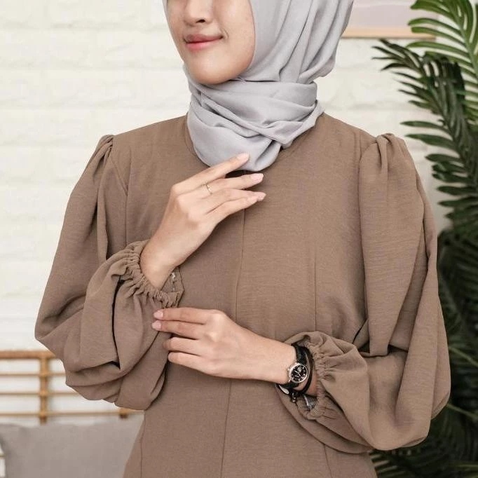 Detail bahan crincle premium RONA Dress Gamis