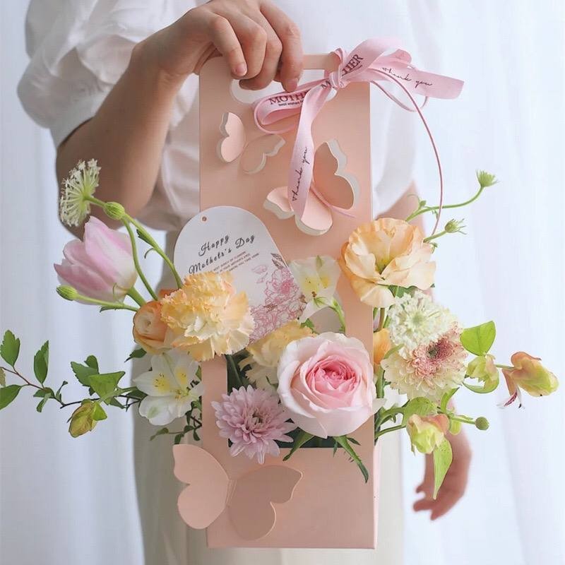 Jual Box Bunga/ Kotak Bunga Edisi Mother's Day / Flower Box Kupu Kupu ...