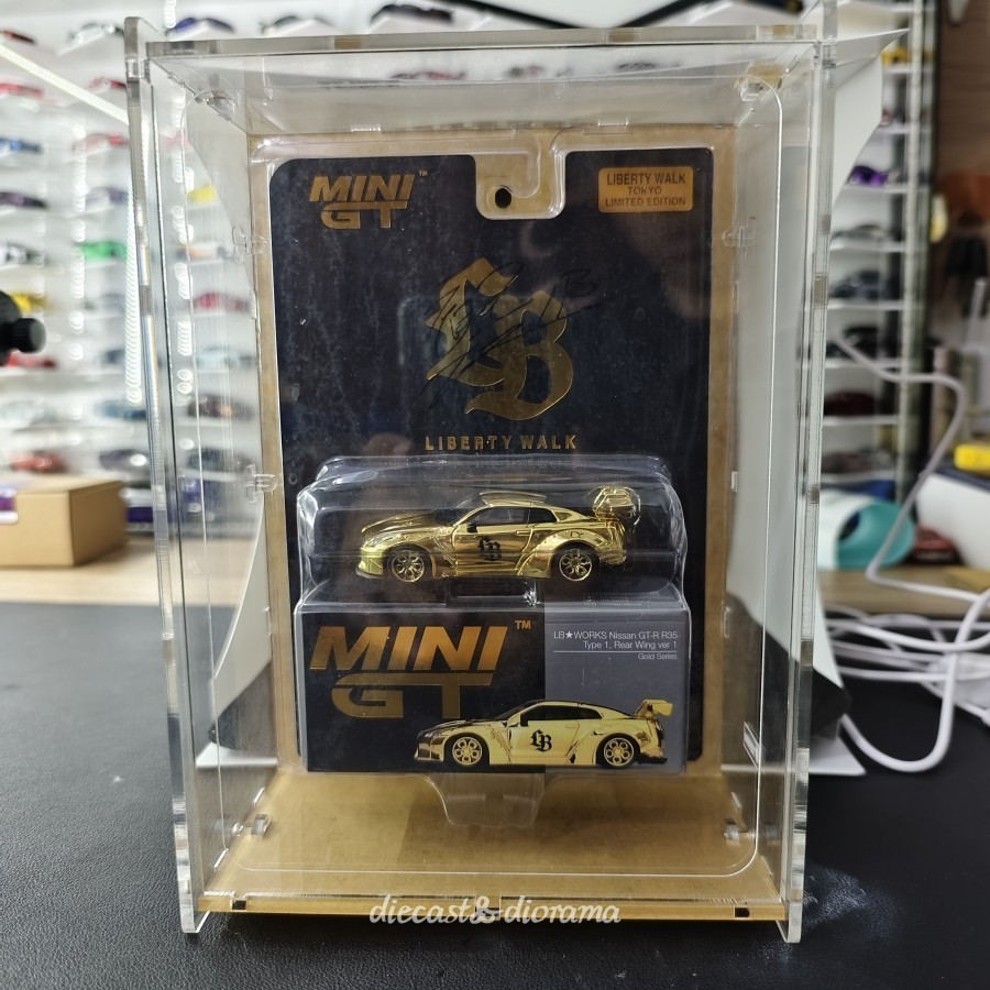 Jual mini gt lbwk gtr r35 gold series day 1 | Shopee Indonesia