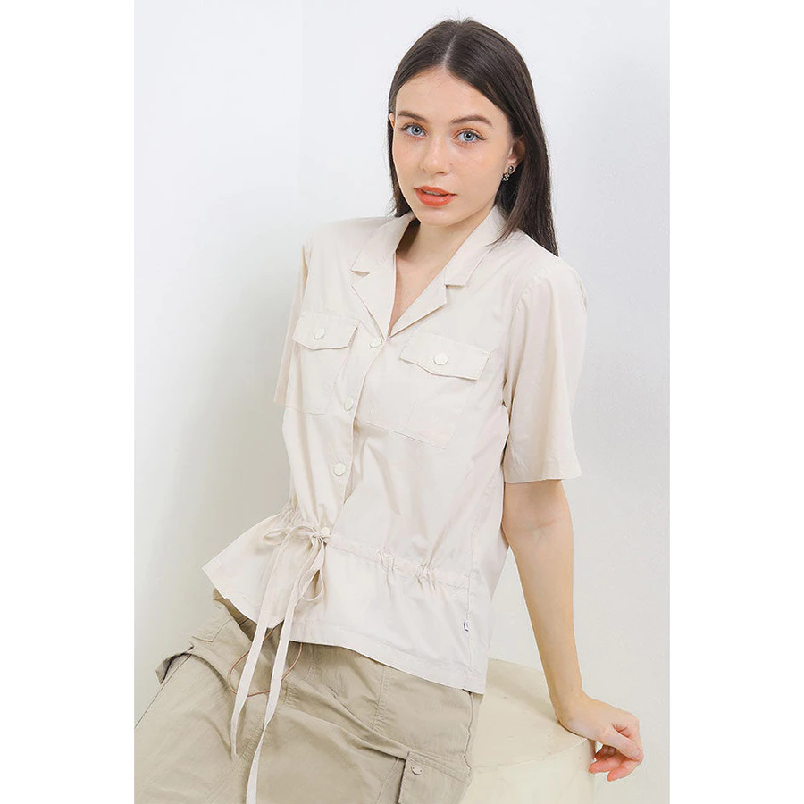 Kemeja Loose Fit 