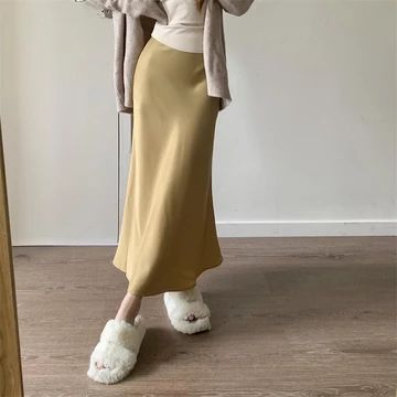 Rok Panjang Satin Seksi Kain Rayon Pinggang Tinggi Bentuk Ekor Ikan Dipasang Gaya Vintage Musim