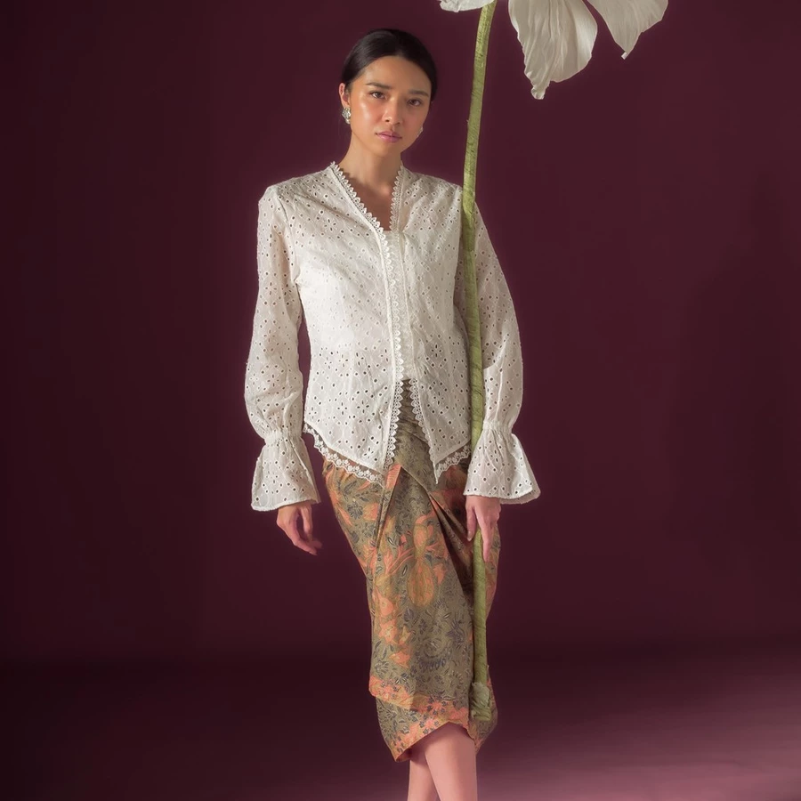 Celina Lengan Panjang