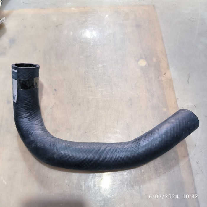 Jual SELANG AIR RADIATOR BAWAH L300 DIESEL MB-221725 BARU | Shopee ...