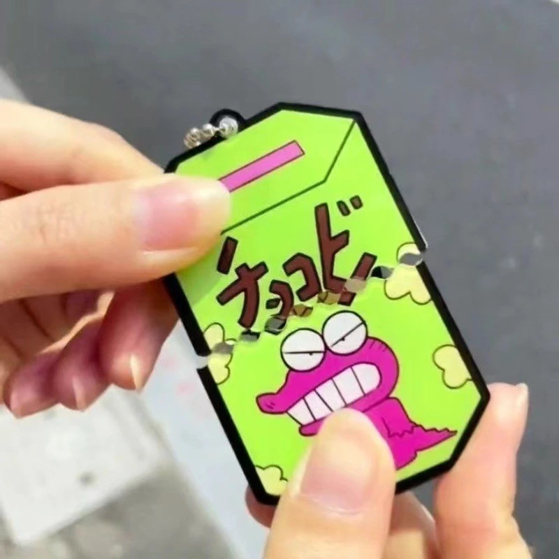 Jual TOYBEBE Crayon Shin-chan Keychain Kreatif Crayon Shinchan ...