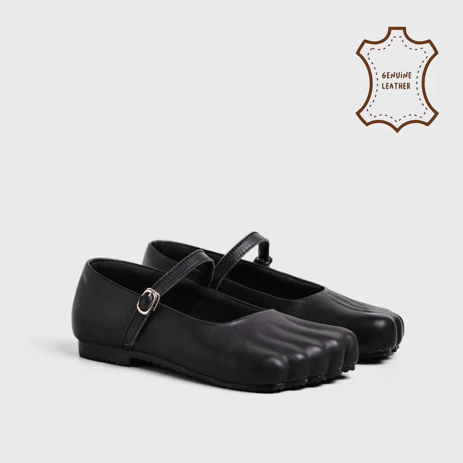 Victoria Finger Shoe 