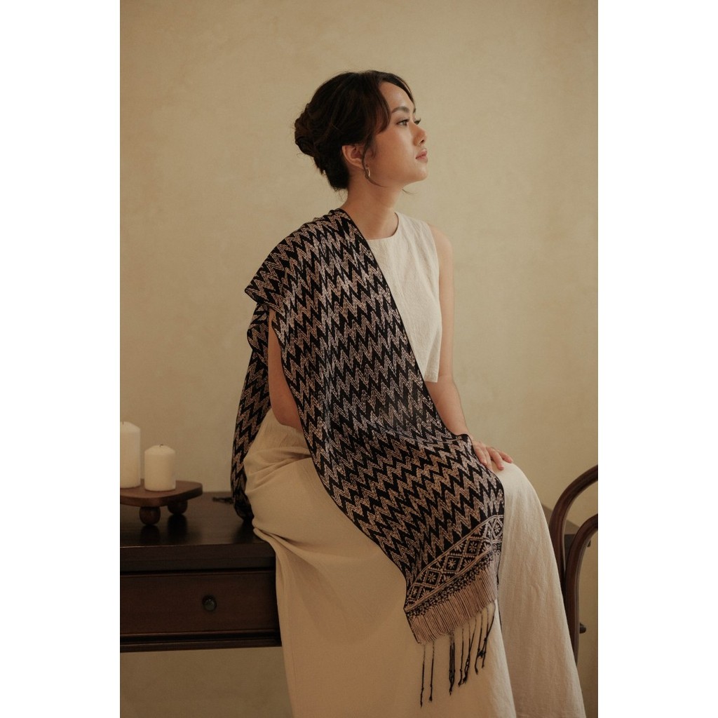 Jual BATIK RATU - Scarf Batik Rang Rang - Black | DNE | Shopee Indonesia