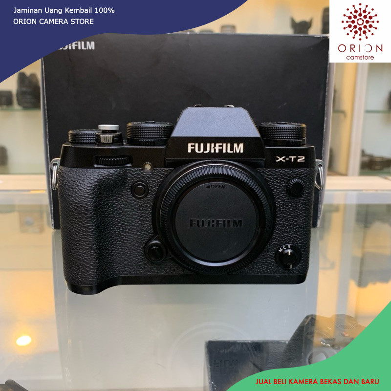 Handgemachte Echtleder-Kameratasche Für Fuji X-T2 (XT2) – Vollgehäuse-Schutz Mit Bodenöffnung, Schwarz