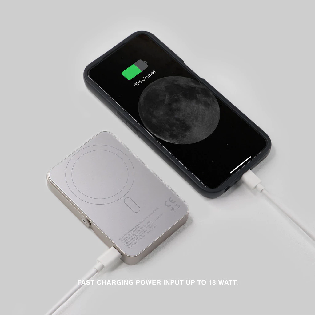 Rexus Wireless Power Bank 10000mAh PBM-200 Magsafe 20W Fast Charging Type