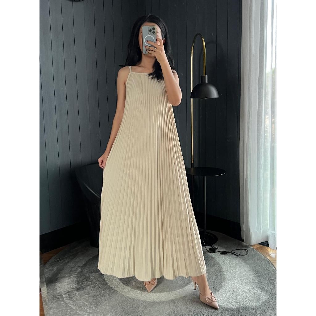 ワンピース PLEATS LONG DRESS UNOF PLEATS LONG DRESS UNOF