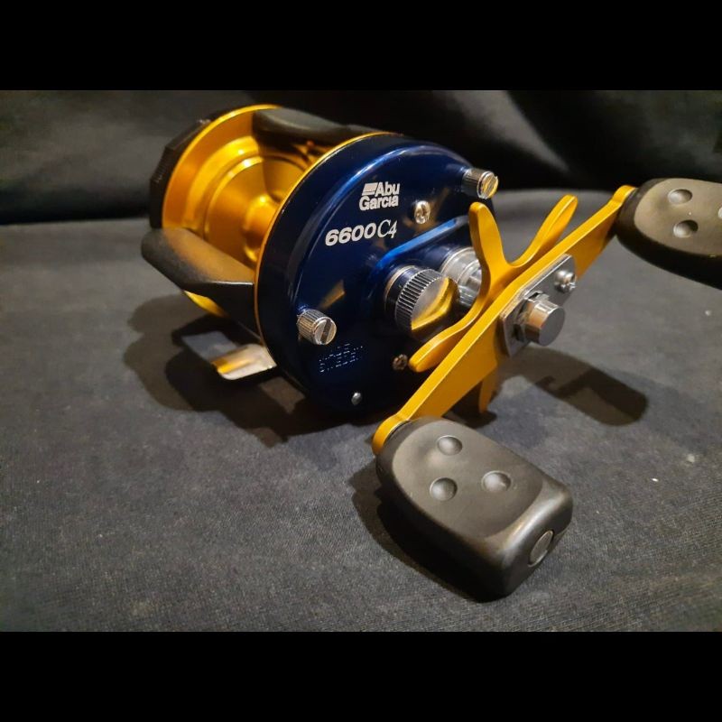 baitcasting reels for heavy lures BaitCaster Big Game 400 duty baitcasting reels Type_Bait Casting Rods Red Abu Garcia Ambassadeur Hand Retrieve:Left