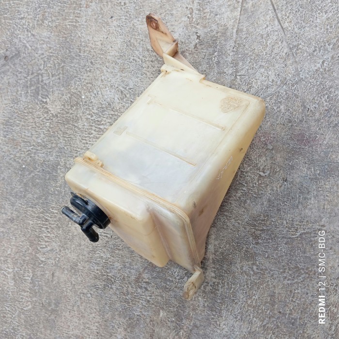 Jual Tabung reservoir tank air cadangan radiator Hyundai Accent Verna ...