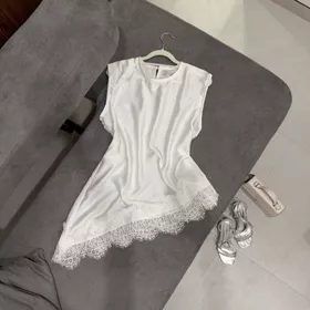 Billa Inner Satin Lace Sleeveless Layering Lace Top Renda
