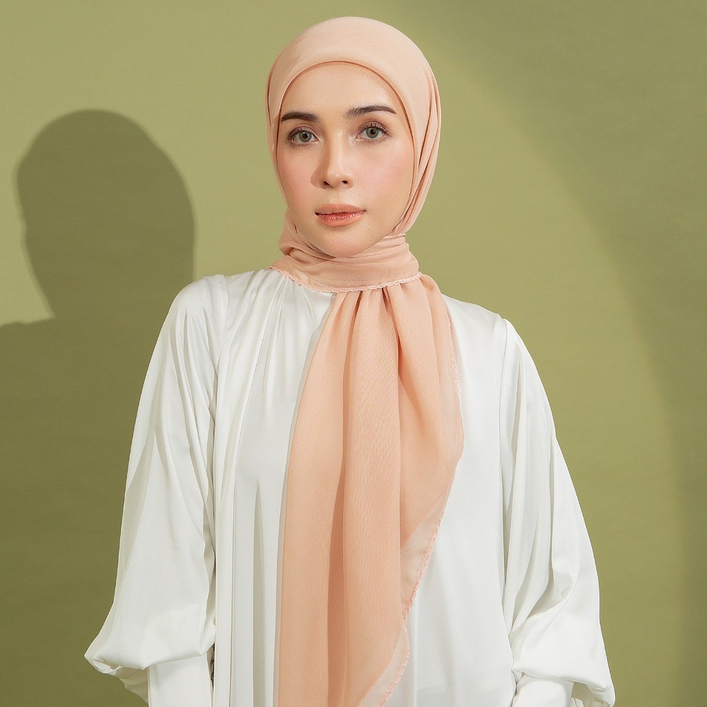 Lozy Hijab Paris Embroidery Signature Square Lozy X Hamidah (Hijab Segiempat Bahan Paris Japan Premium)