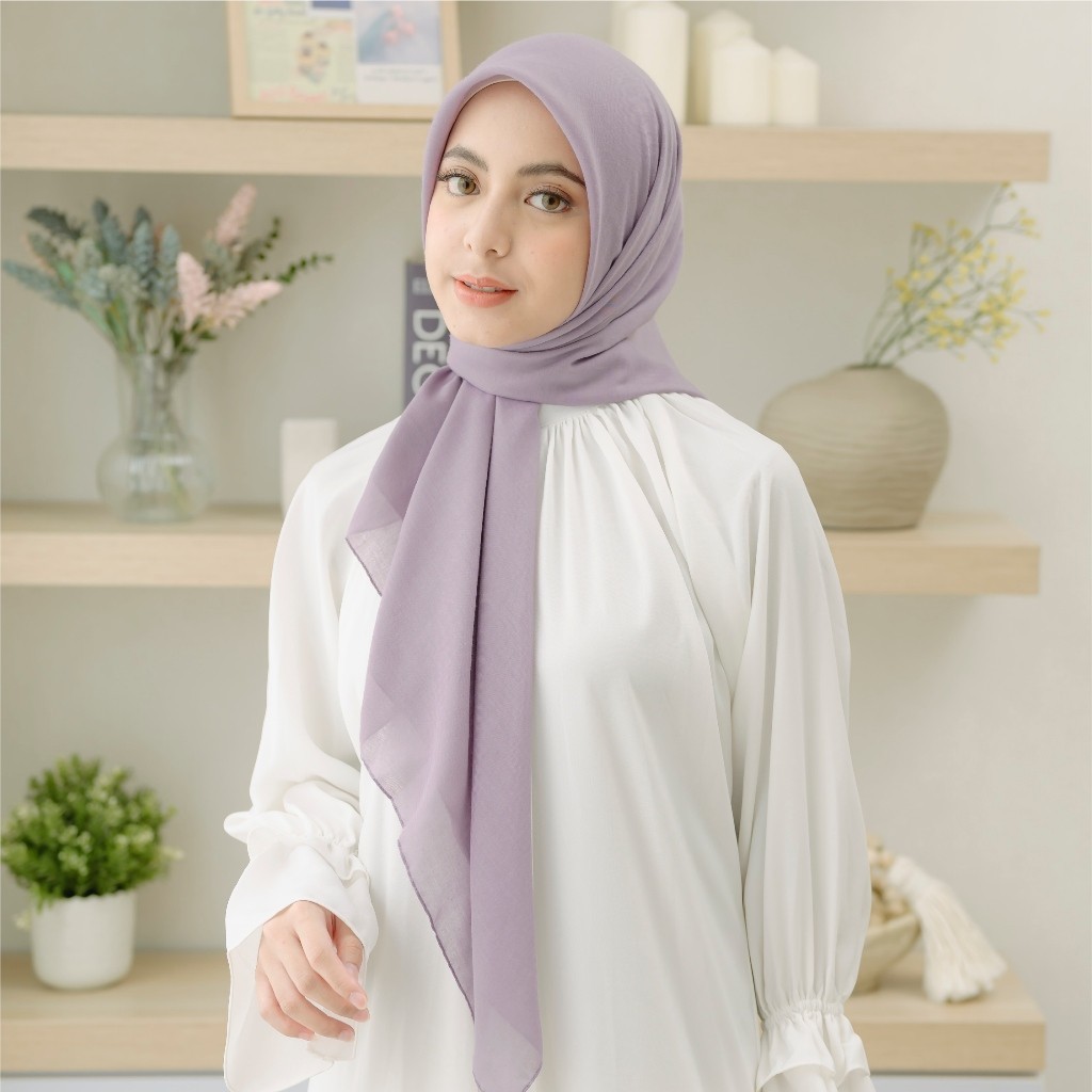 Lozy Hijab Theya Voal Square (Hijab Segiempat Bahan Voal Premium)