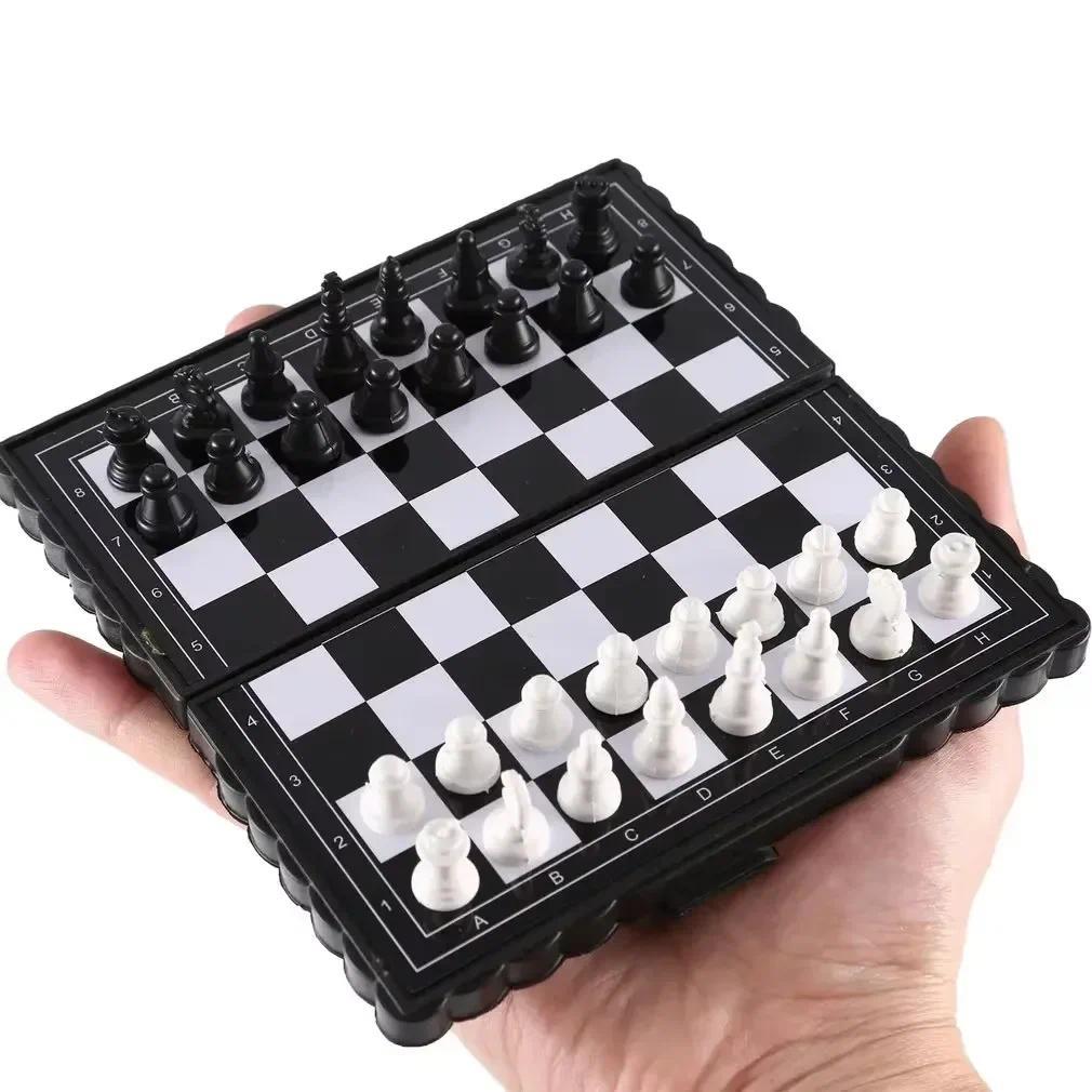 Jual Mini Magnetic ess Set Fog Magnetic Plastic essboard Board Game ...