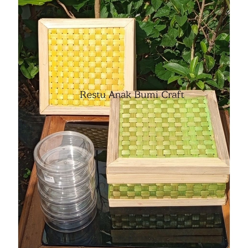 Jual ( R25 ) kotak parcel warna hijau & kuning ukuran 25cm muat 4-6 ...